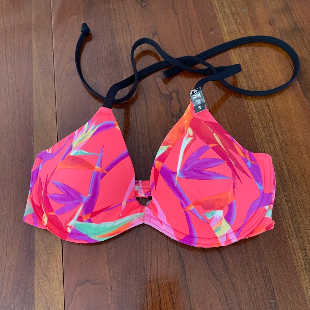 Pink bikini top